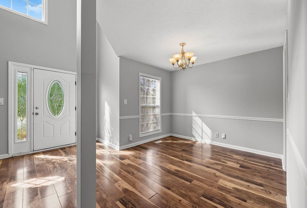 3391 Queensbury Rd, Clarksville, TN 37042