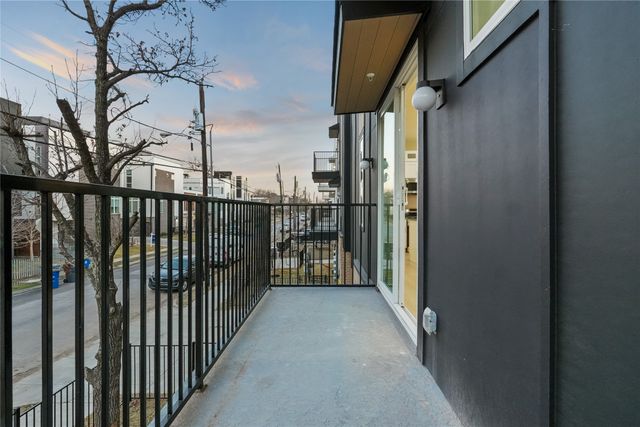 2101 N Prairie Avenue 201, Dallas, TX 75204