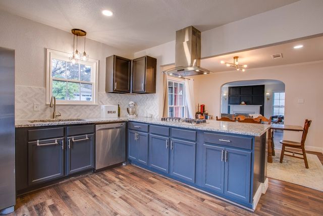 326 Vermont Avenue, Dallas, TX 75216