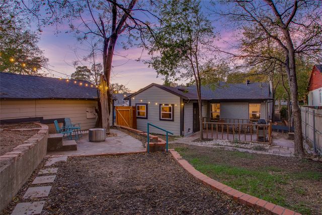 326 Vermont Avenue, Dallas, TX 75216