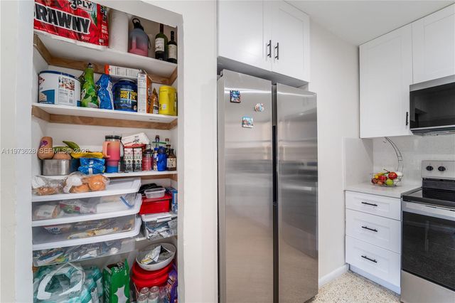 2020 SW 127th Ct, Miami, FL 33175