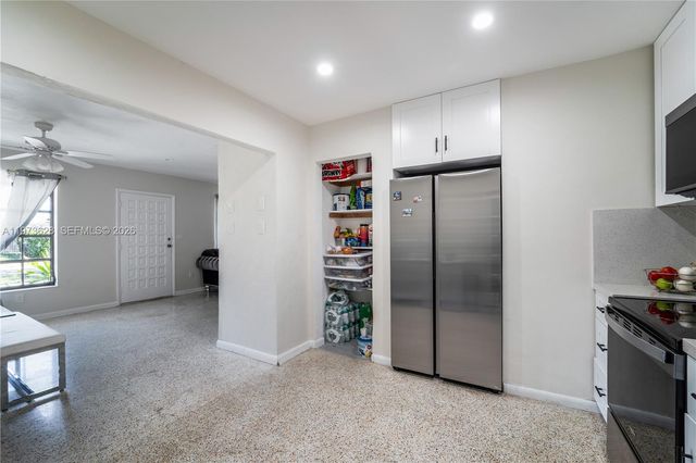 2020 SW 127th Ct, Miami, FL 33175