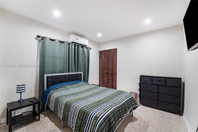 2020 SW 127th Ct, Miami, FL 33175