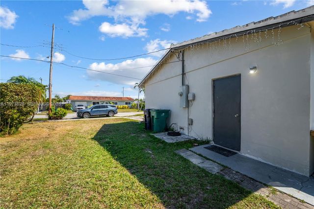 2020 SW 127th Ct, Miami, FL 33175