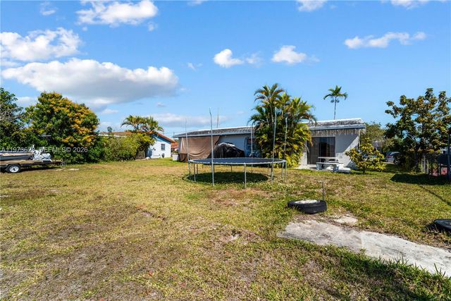 2020 SW 127th Ct, Miami, FL 33175