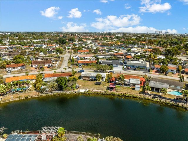 2020 SW 127th Ct, Miami, FL 33175