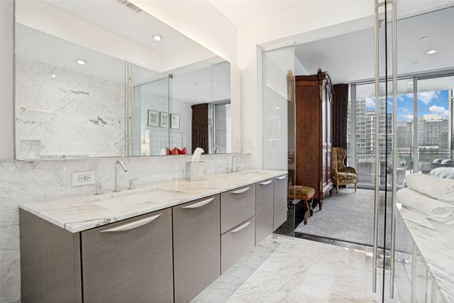 2900 Mckinnon Street 601, Dallas, TX 75201