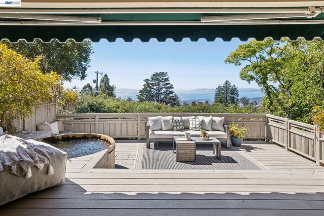 748 KEELER AVE, Berkeley, CA 94708