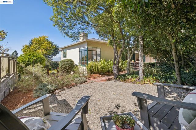 748 KEELER AVE, Berkeley, CA 94708
