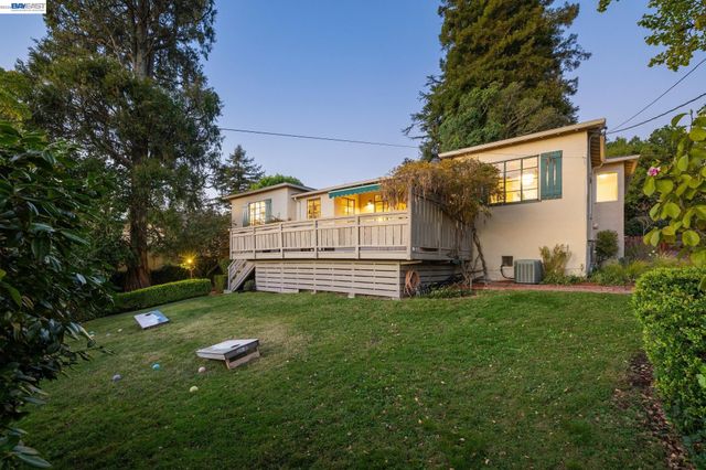 748 KEELER AVE, Berkeley, CA 94708