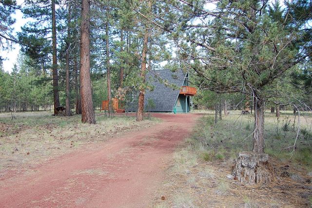 69307 Scabbard, Sisters, OR 97759