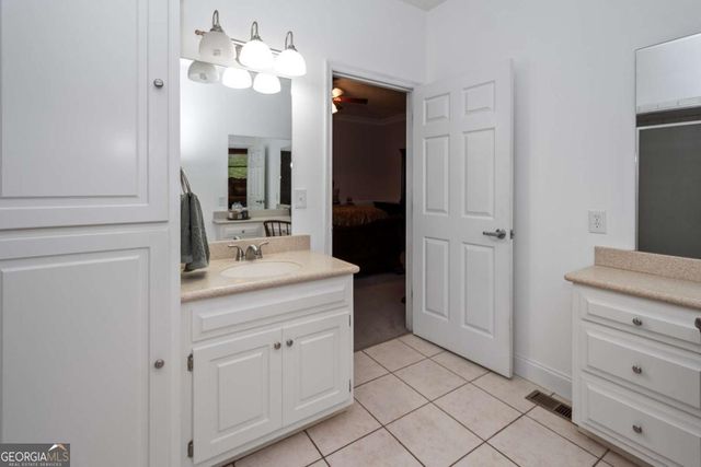 108 Stonebridge Lane, Lagrange, GA 30240