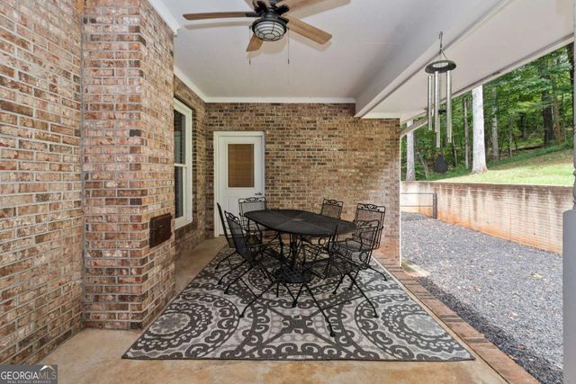 108 Stonebridge Lane, Lagrange, GA 30240