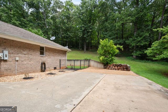 108 Stonebridge Lane, Lagrange, GA 30240