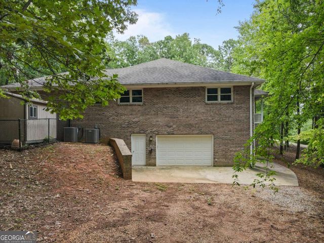 108 Stonebridge Lane, Lagrange, GA 30240