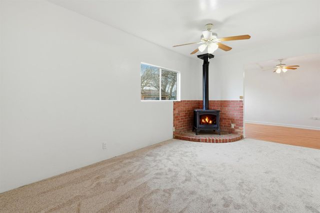 1021 grand ave, Olivehurst, CA 95961