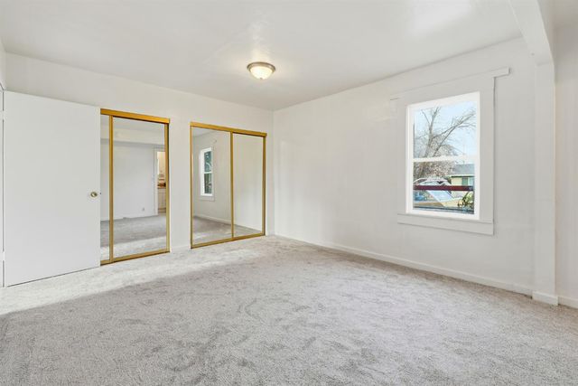 1021 grand ave, Olivehurst, CA 95961