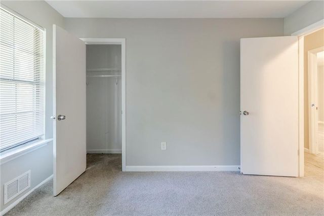 6595 Oakwood Drive, Douglasville, GA 30135