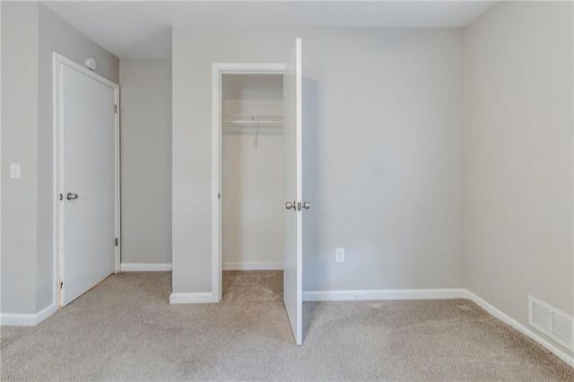 6595 Oakwood Drive, Douglasville, GA 30135