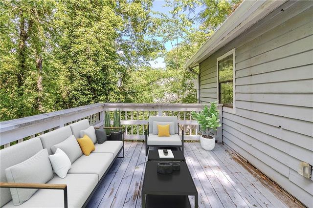 6595 Oakwood Drive, Douglasville, GA 30135
