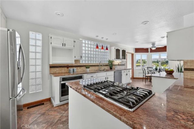 5211 Eureka, Yorba Linda, CA 92886