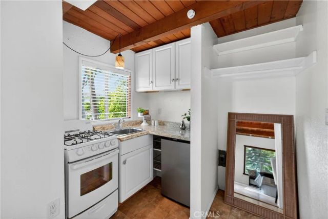 5211 Eureka, Yorba Linda, CA 92886