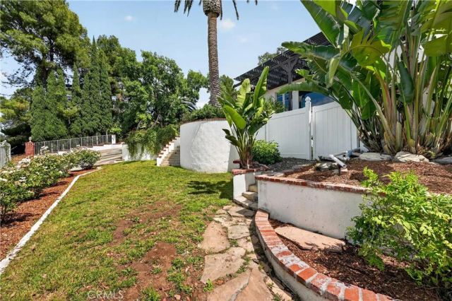 5211 Eureka, Yorba Linda, CA 92886