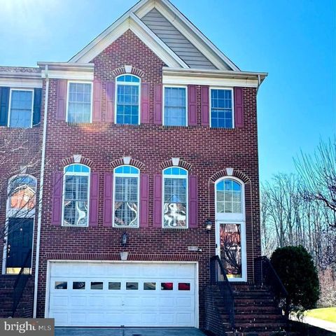 16492 STEERAGE CIR, Woodbridge, VA 22191