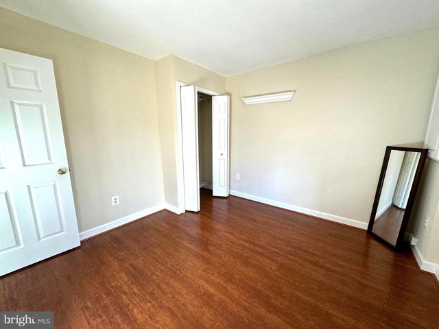 16492 STEERAGE CIR, Woodbridge, VA 22191