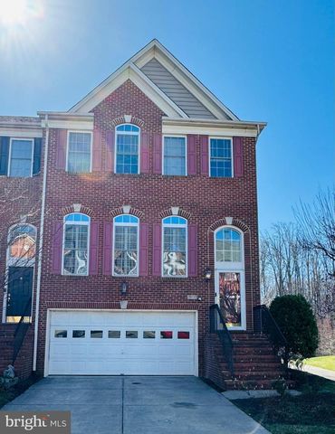 16492 STEERAGE CIR, Woodbridge, VA 22191