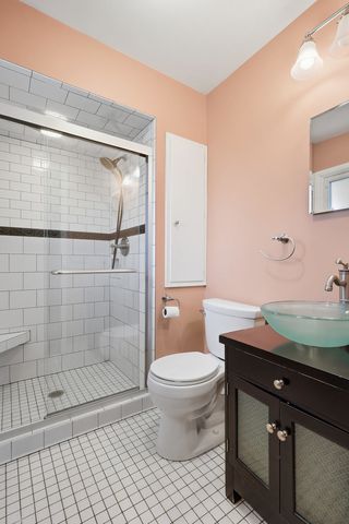 4215 W El Rancho Drive, Davenport, IA 52806