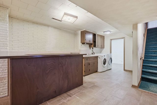 4215 W El Rancho Drive, Davenport, IA 52806