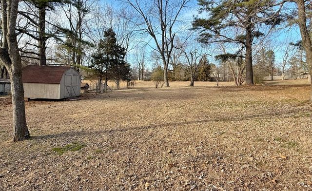 2187 Seagraves Road, Pocahontas, AR 72455