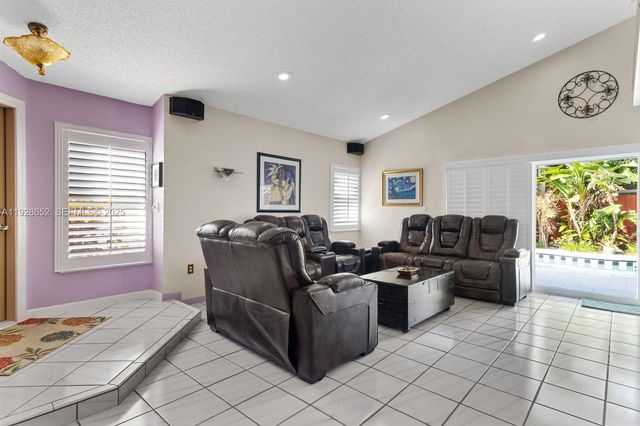 9871 SW 58th Ct, Cooper City, FL 33328