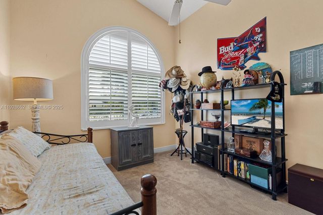 9871 SW 58th Ct, Cooper City, FL 33328