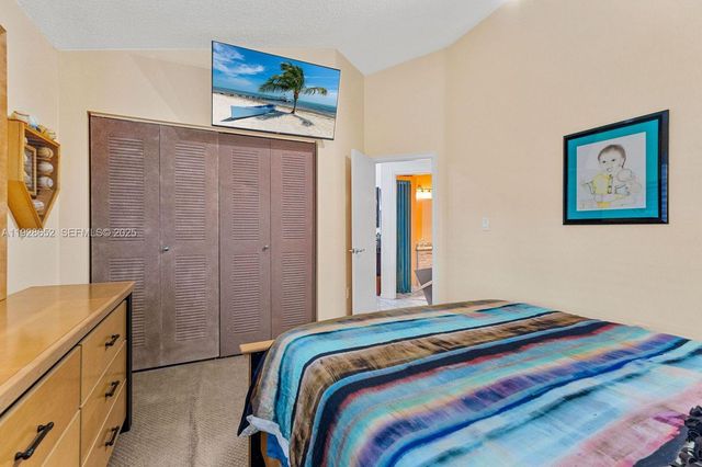 9871 SW 58th Ct, Cooper City, FL 33328