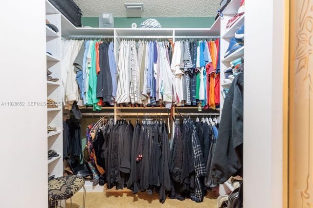 9871 SW 58th Ct, Cooper City, FL 33328