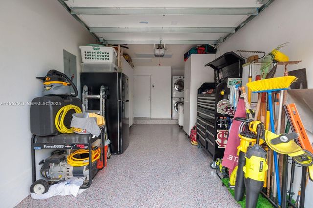 9871 SW 58th Ct, Cooper City, FL 33328