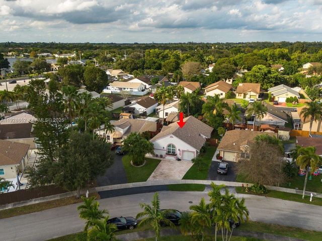 9871 SW 58th Ct, Cooper City, FL 33328