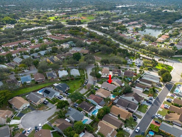 9871 SW 58th Ct, Cooper City, FL 33328