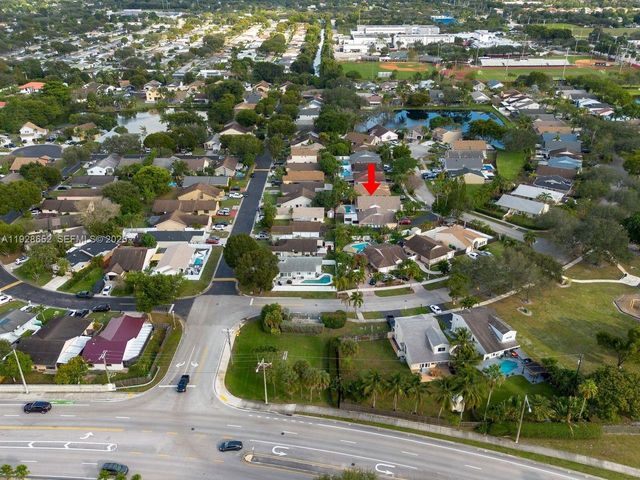 9871 SW 58th Ct, Cooper City, FL 33328