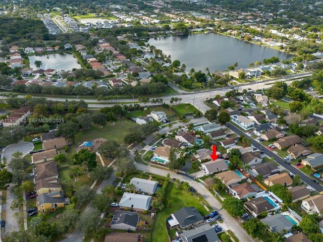 9871 SW 58th Ct, Cooper City, FL 33328