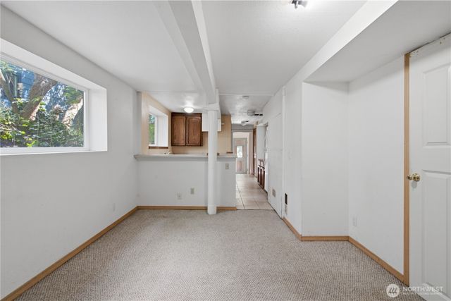 7730 17th Avenue NE, Seattle, WA 98115