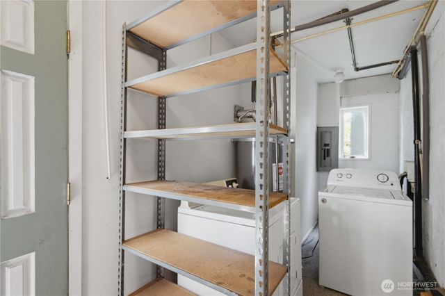 7730 17th Avenue NE, Seattle, WA 98115