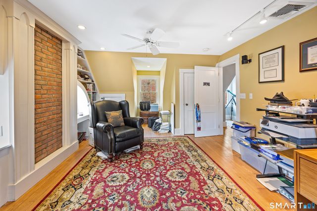 40 Ten Acre Road, New Britain, CT 06052
