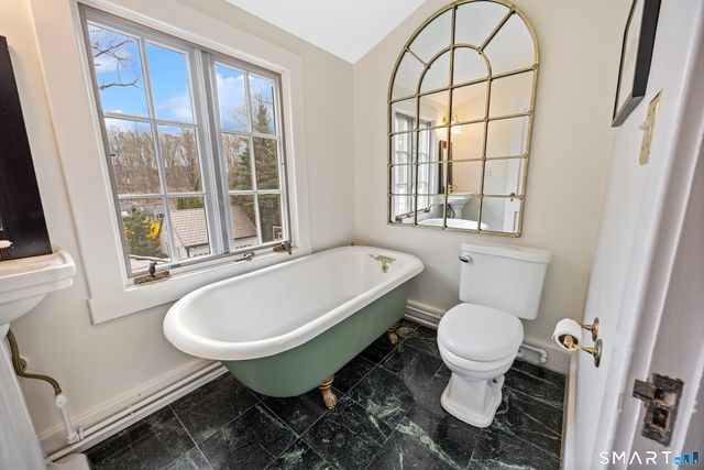40 Ten Acre Road, New Britain, CT 06052