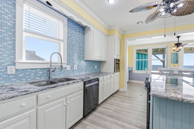 2201 S Waccamaw Dr., Murrells Inlet, SC 29576