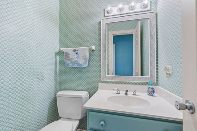 2201 S Waccamaw Dr., Murrells Inlet, SC 29576