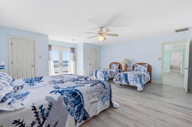 2201 S Waccamaw Dr., Murrells Inlet, SC 29576