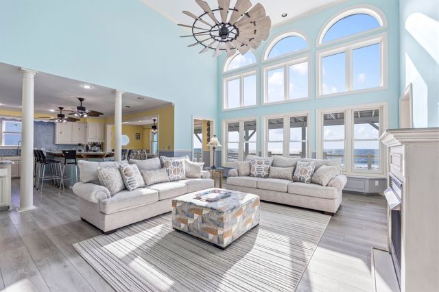 2201 S Waccamaw Dr., Murrells Inlet, SC 29576